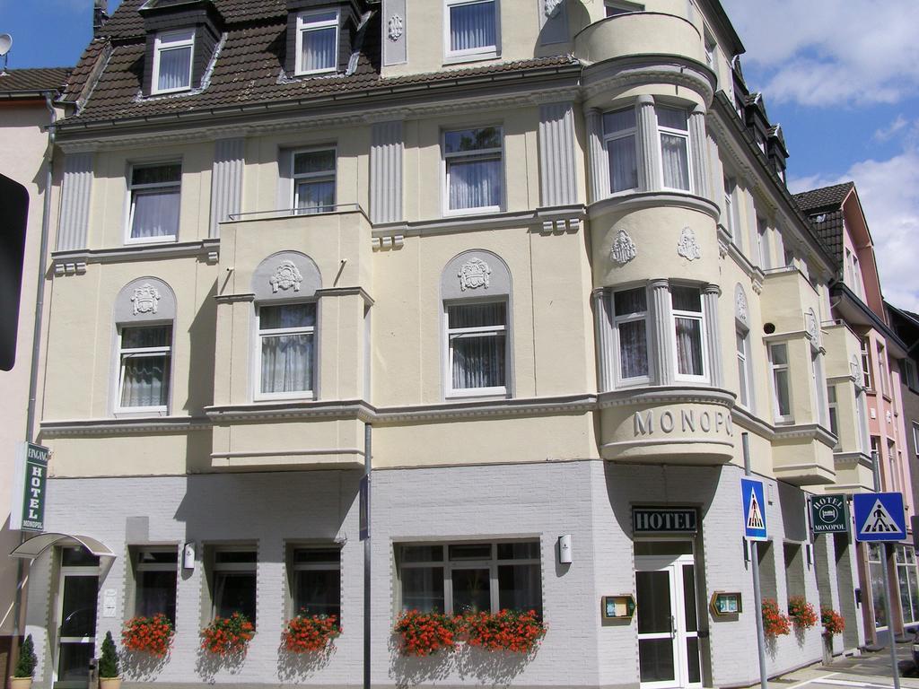 Hotel Monopol Hilden Bagian luar foto